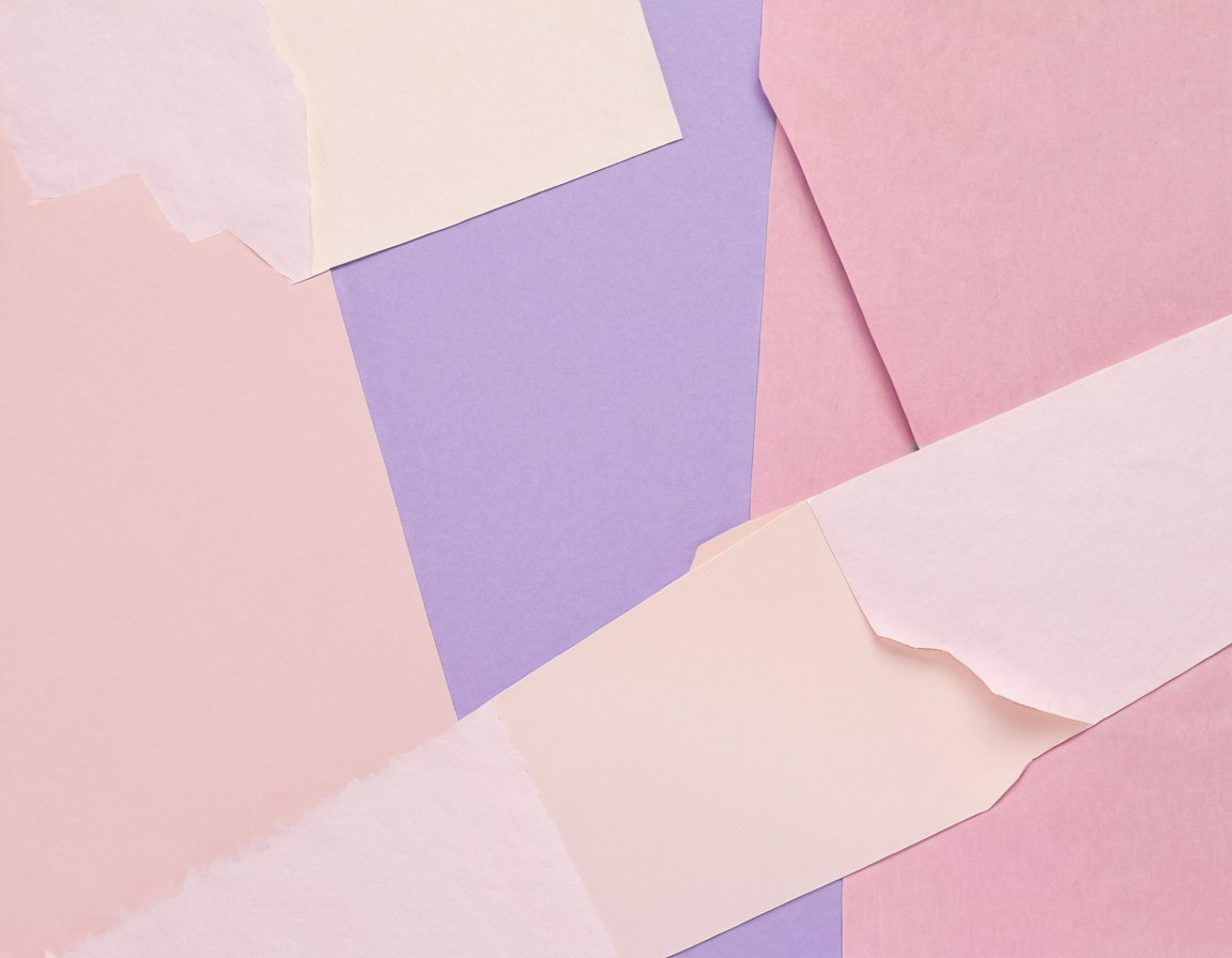 Collage pintado en rosa y lila con trazos de pincel y una esquina de papel doblada